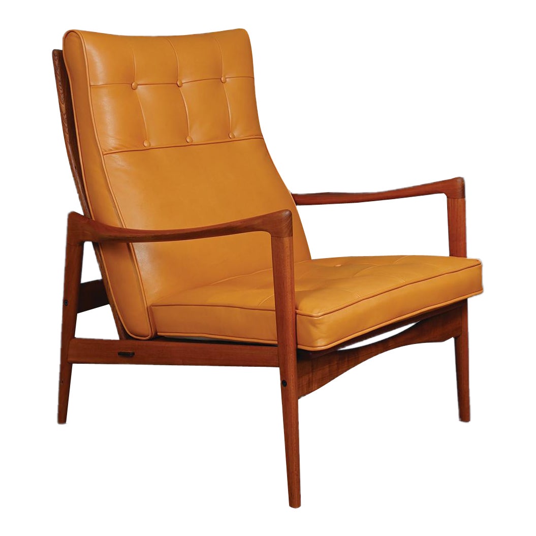 1950s Örenäs Lounge Chair by Ib Kofod-Larsen for Olof Person Ope Sweden For Sale