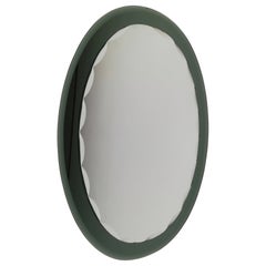 Miroir ovale biseauté Mid Century par Cristal Art, réalisé en verre miroir fumè