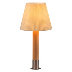 Lampe de table Básica M1 en nickel et naturel par Santiago Roqueta, Santa & Cole