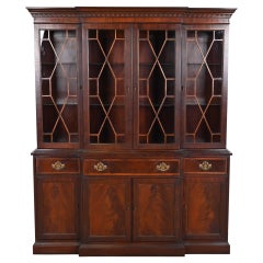Georgian Carved Mahogany Lighted Breakfront Bookcase Cabinet by Hickory