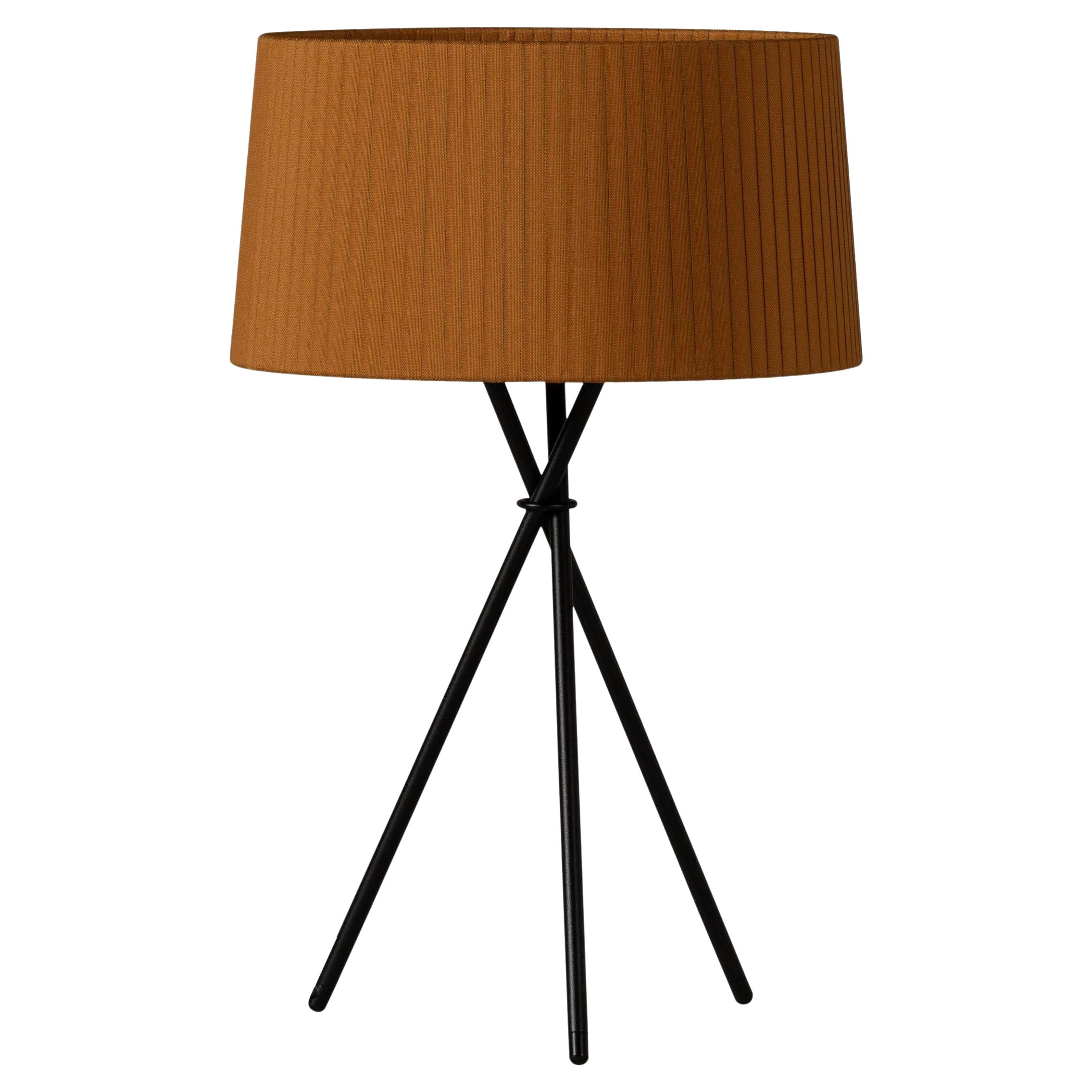 Mustard Trípode M3 Table Lamp by Santa & Cole