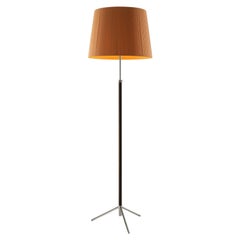 Lampadaire Pie de Salón G1 moutarde et chrome de Jaume Sans