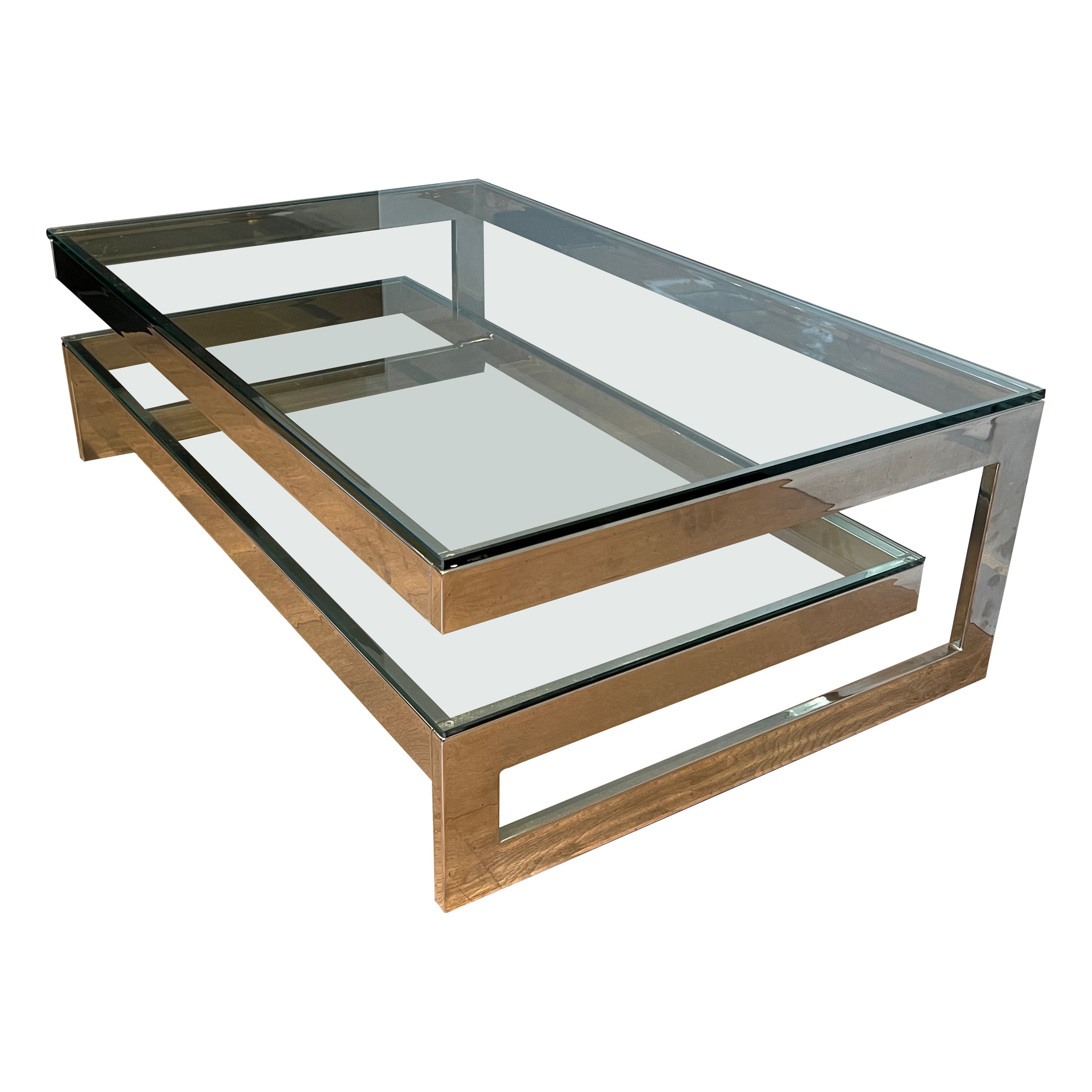 Table basse chromée au design original avec 2 étagères en verre
