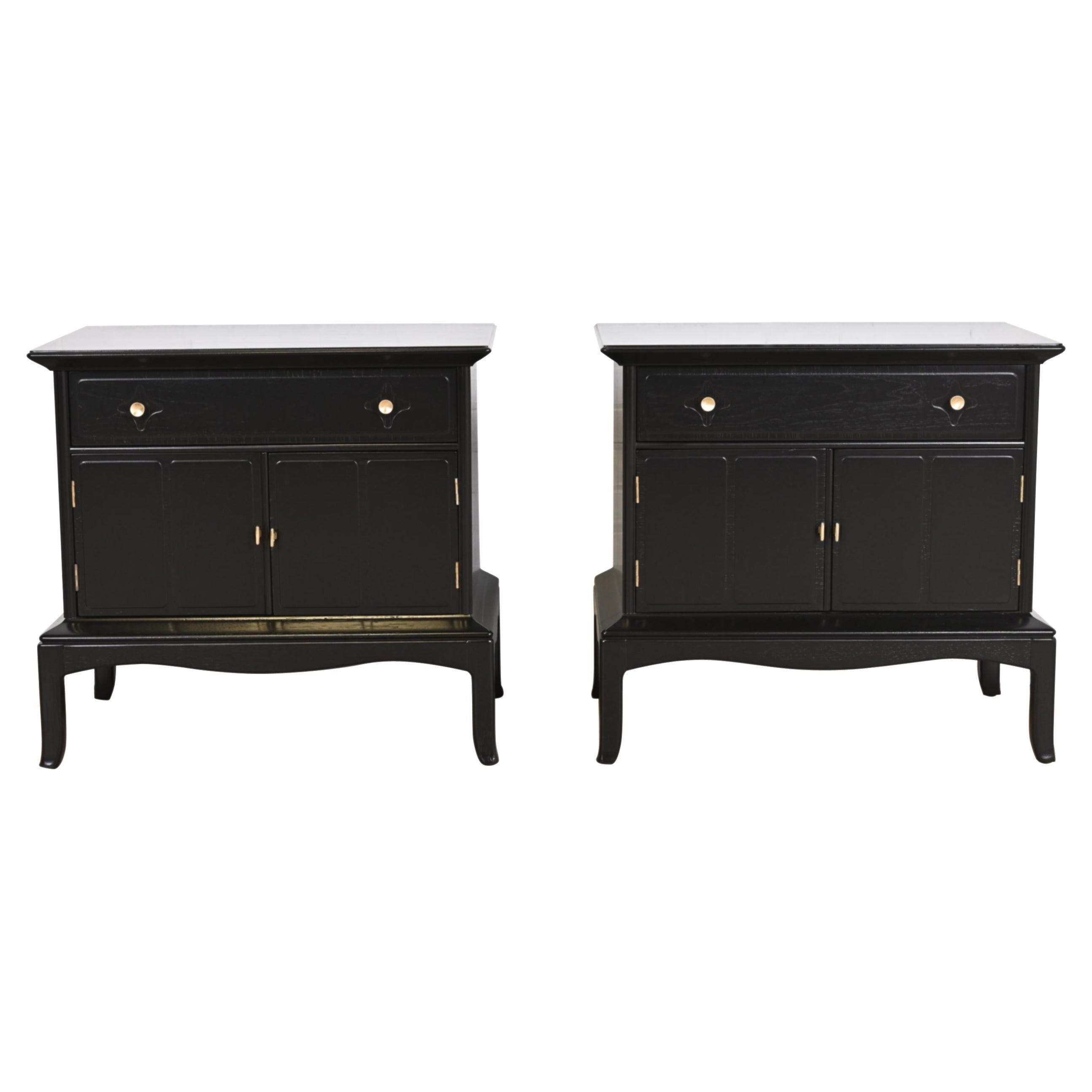 Thomasville Hollywood Regency Black Lacquered Nightstands, Newly Refinished For Sale