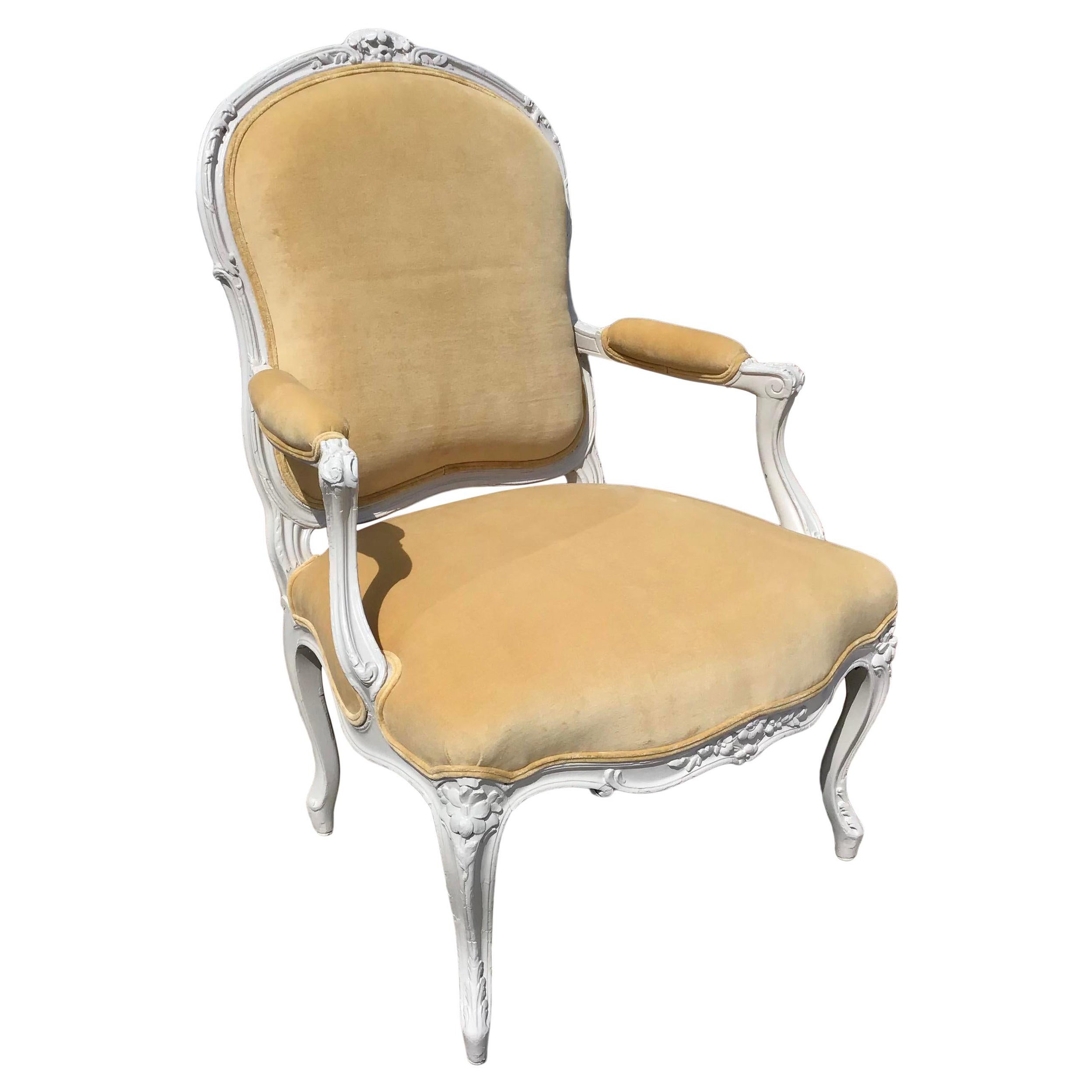 Classic French Louis XV Fauteuil Chair in New Gold Velvet Upholstery For Sale