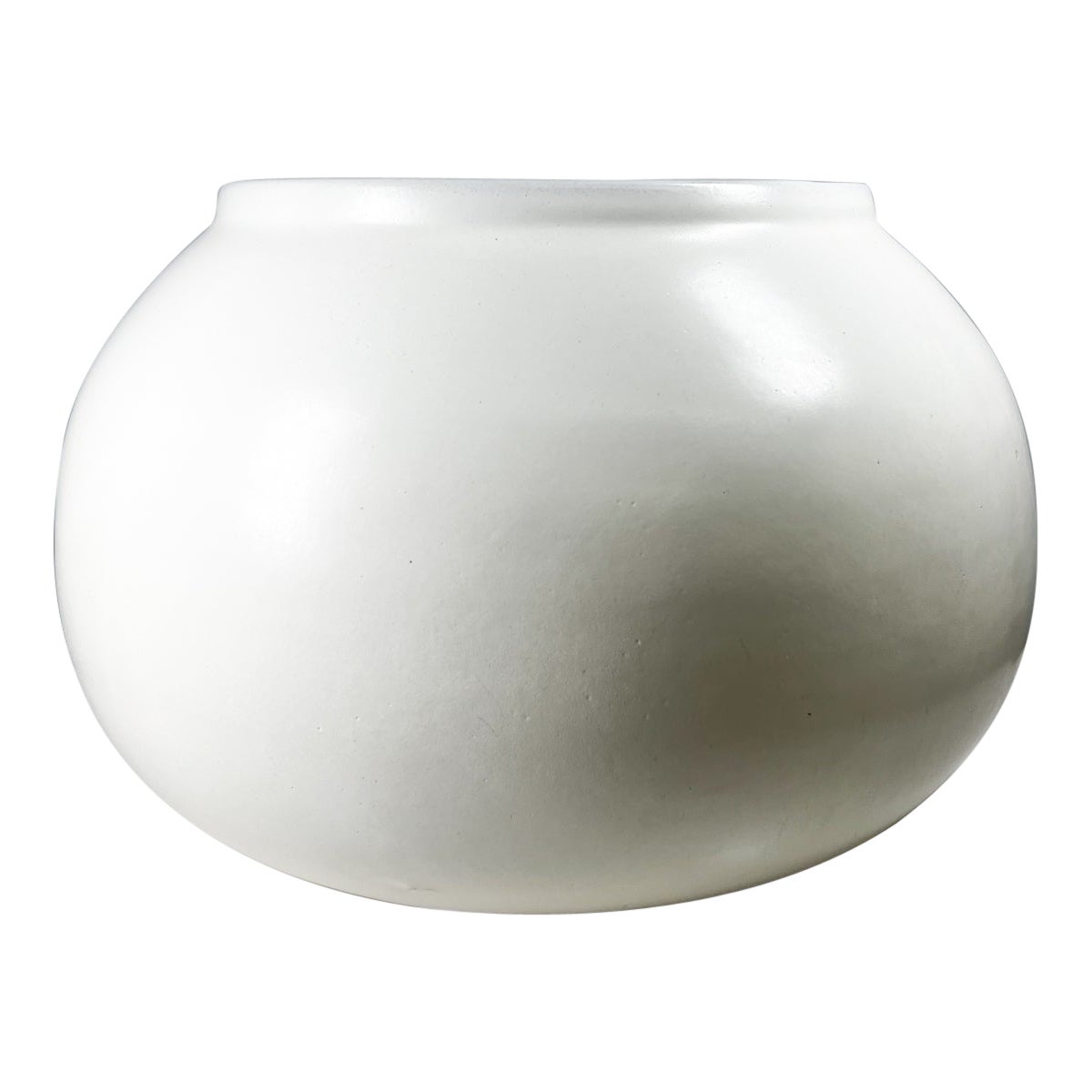 1970s Modernist White Sphere Planter Architectural Art Pottery  In Good Condition For Sale In Chula Vista, CA