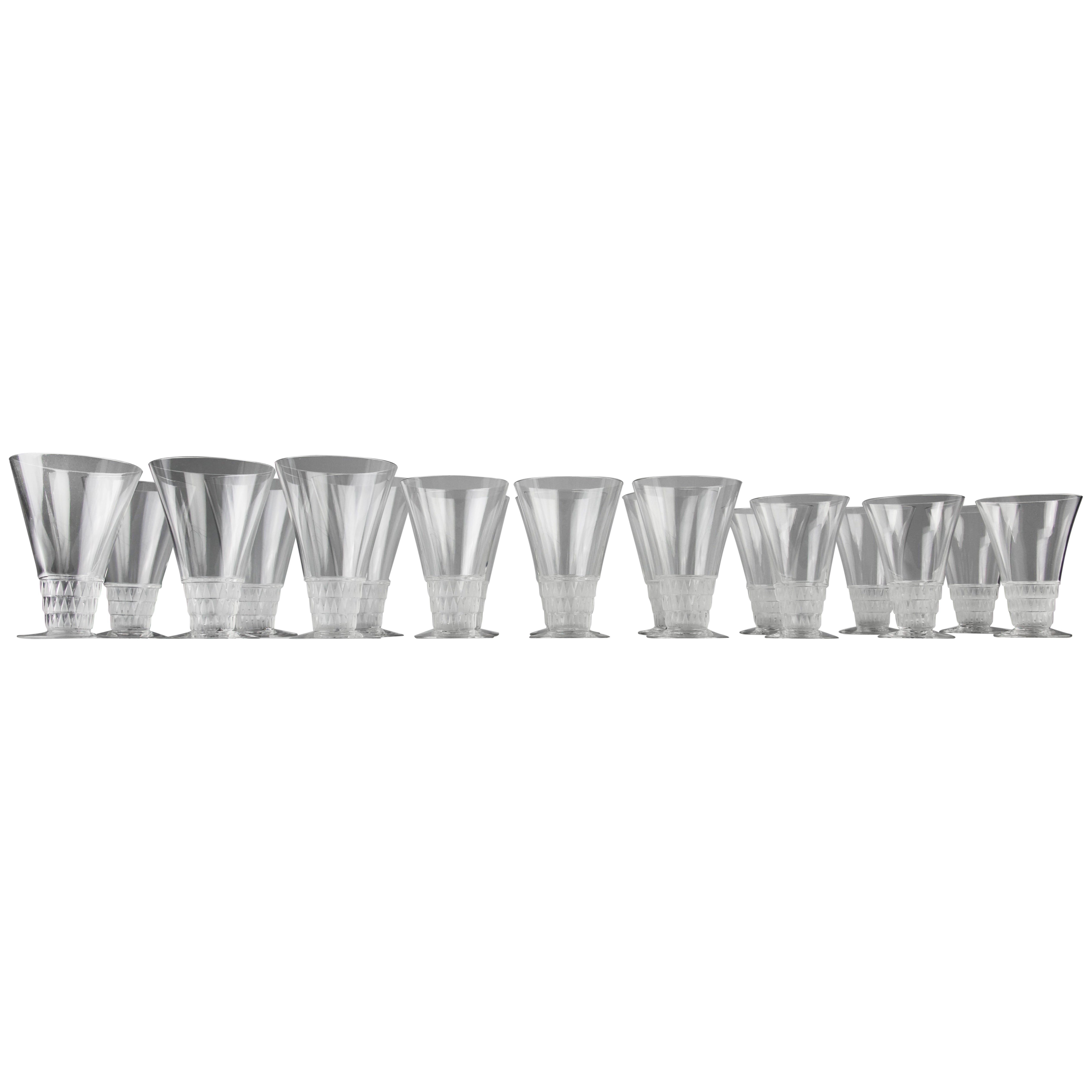 Lalique, Three Graces Cherubs Figure For Sale at 1stDibs