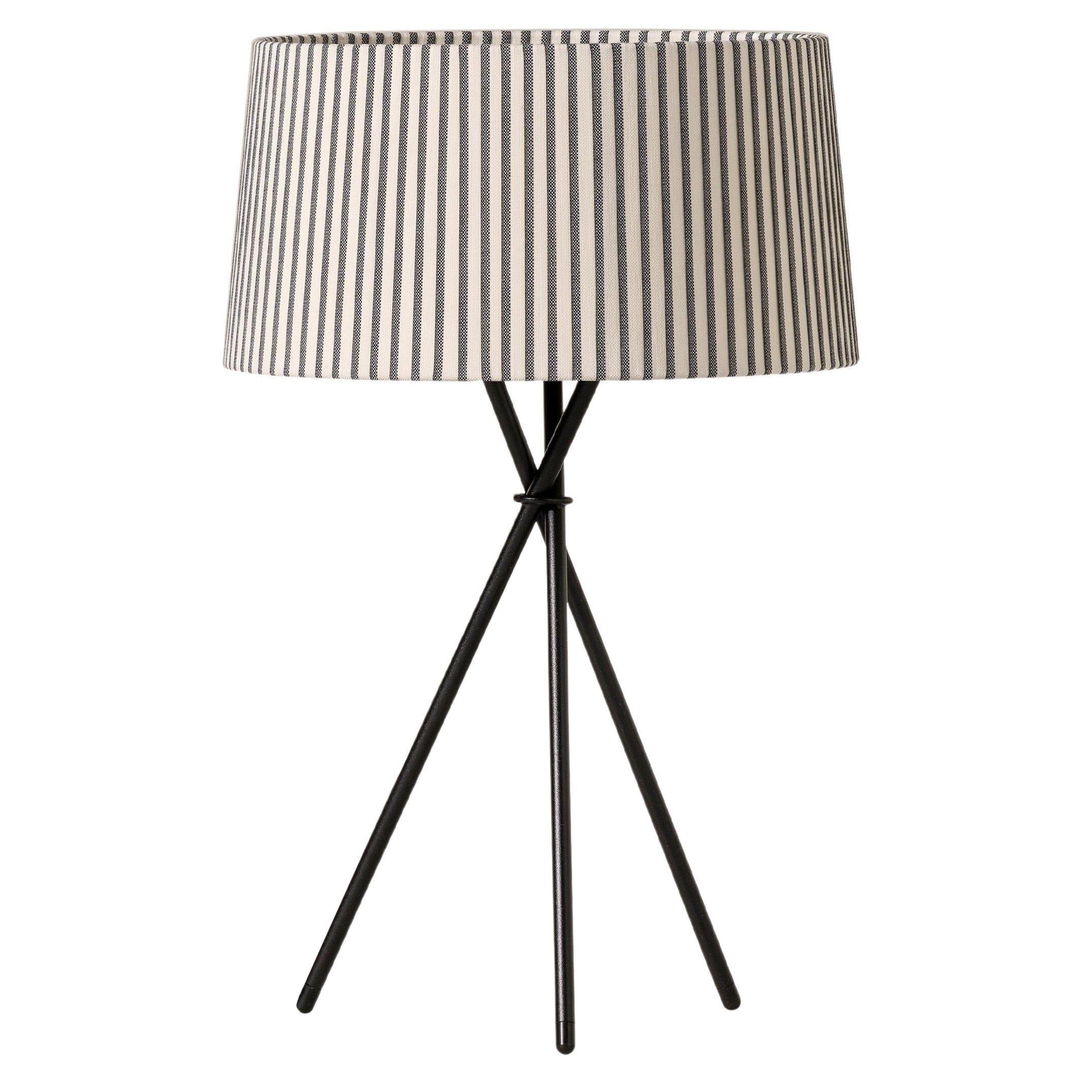 Bretona Trípode M3 Table Lamp by Santa & Cole For Sale
