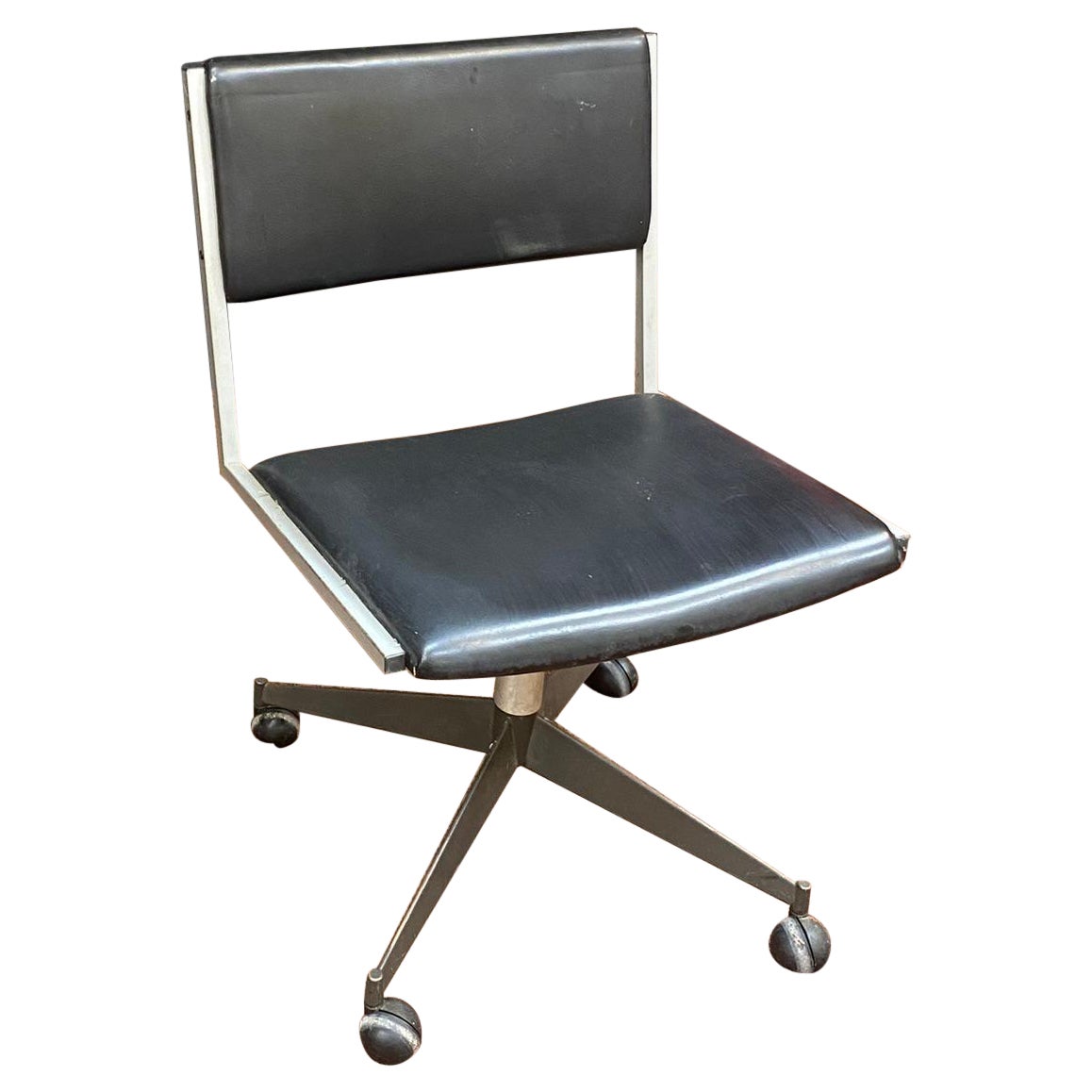 Office chair by Bbpr for Olivetti Synthesis, circa 1960 For Sale