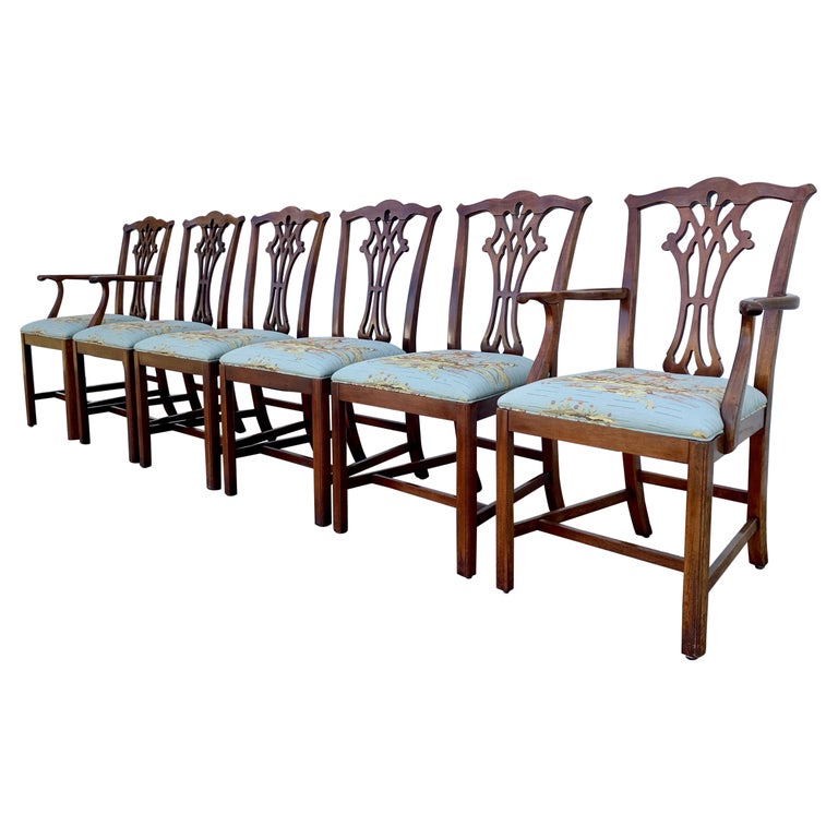 Chippendale Carved Mahogany Dining Chairs, Set of Six For Sale at 1stDibs