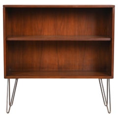 Paul McCobb for Calvin Furniture Walnut Bookcase on Hairpin Legs, 1950s