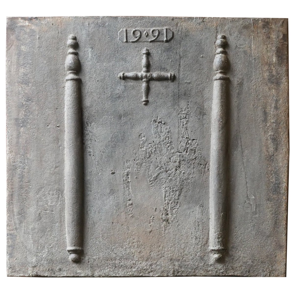 Antique Louis XIV 'Pillars with Saint Andrew's Cross' Fireback / Backsplash For Sale