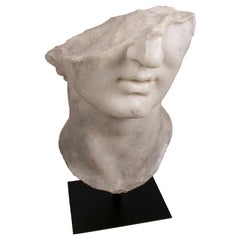 Cabeza de Busto de Resina de Personaje Renacentista con Acabado Antiguo con Base