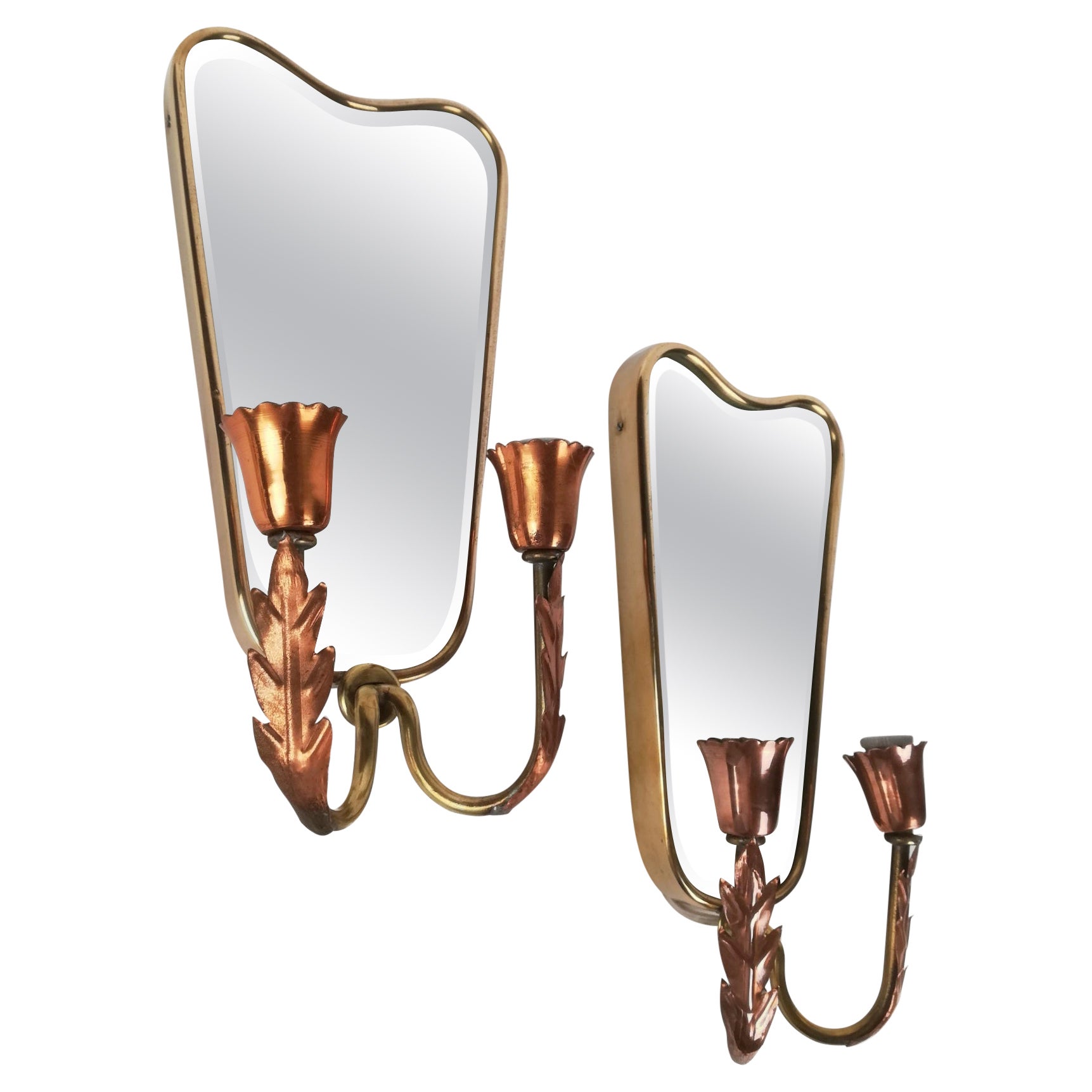 Midcentury Wall Light with Brass Mirrors in the Style of Gio Ponti, Italy, 1950 For Sale
