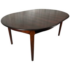  Table de salle à manger ronde en bois de rose Henning Kjærnulf Modèle 62 pour Sorø Stolefabrik