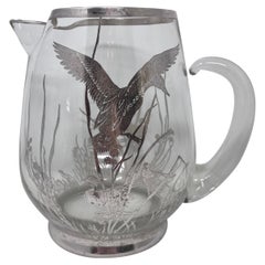 Jarra de cóctel de cristal tallado plateado Art Decó con pájaros, circa años 30