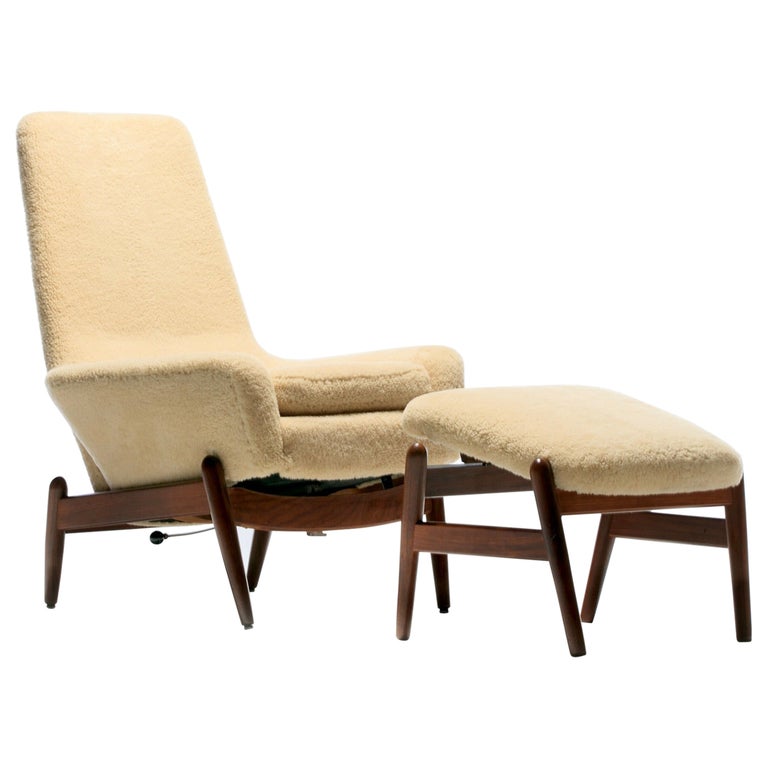 Ib Kofod Larsen Oatmeal Sheepskin & Walnut Reclining Lounge Chair & Ottoman  For Sale