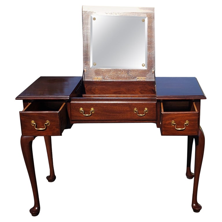 Henkel Harris Mahogany Vanity Dressing Table Desk with Flip Top Mirror