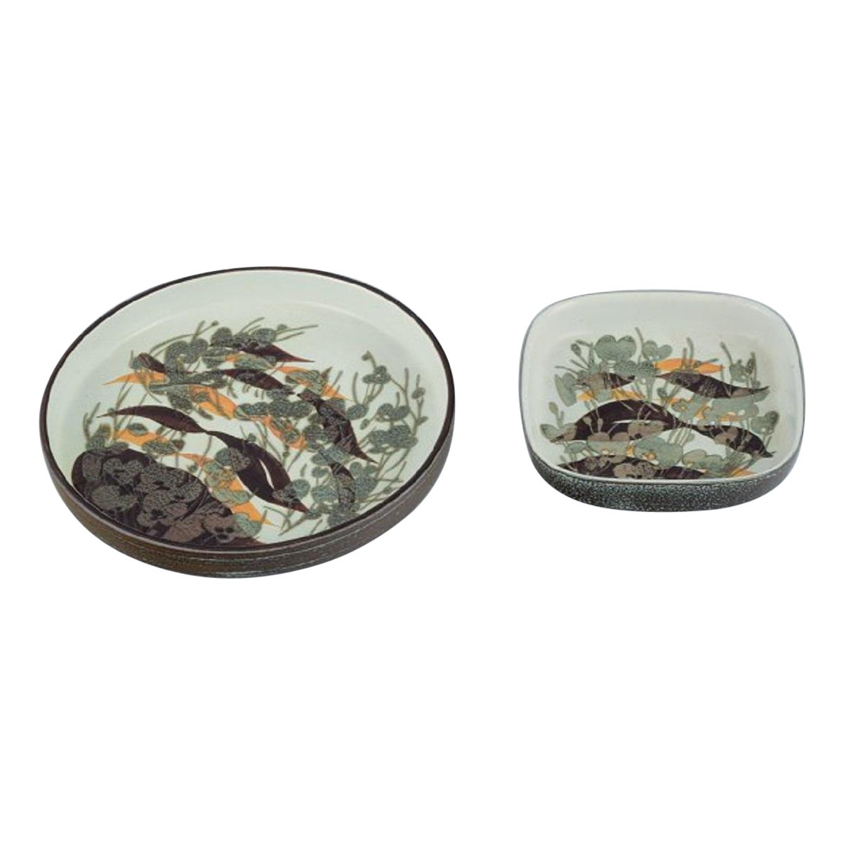 Ivan Weiss for Royal Copenhagen, Two Faience Dishes, 1980-1984 For Sale