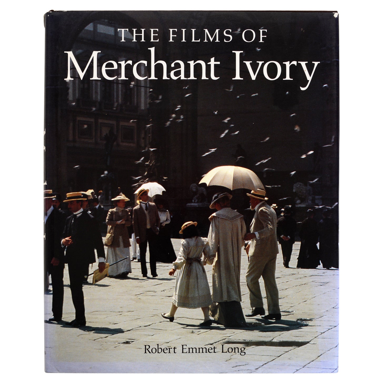 Films of Merchant Ivory de Robert Long, signé et inscrit par James Ivory 1st Ed