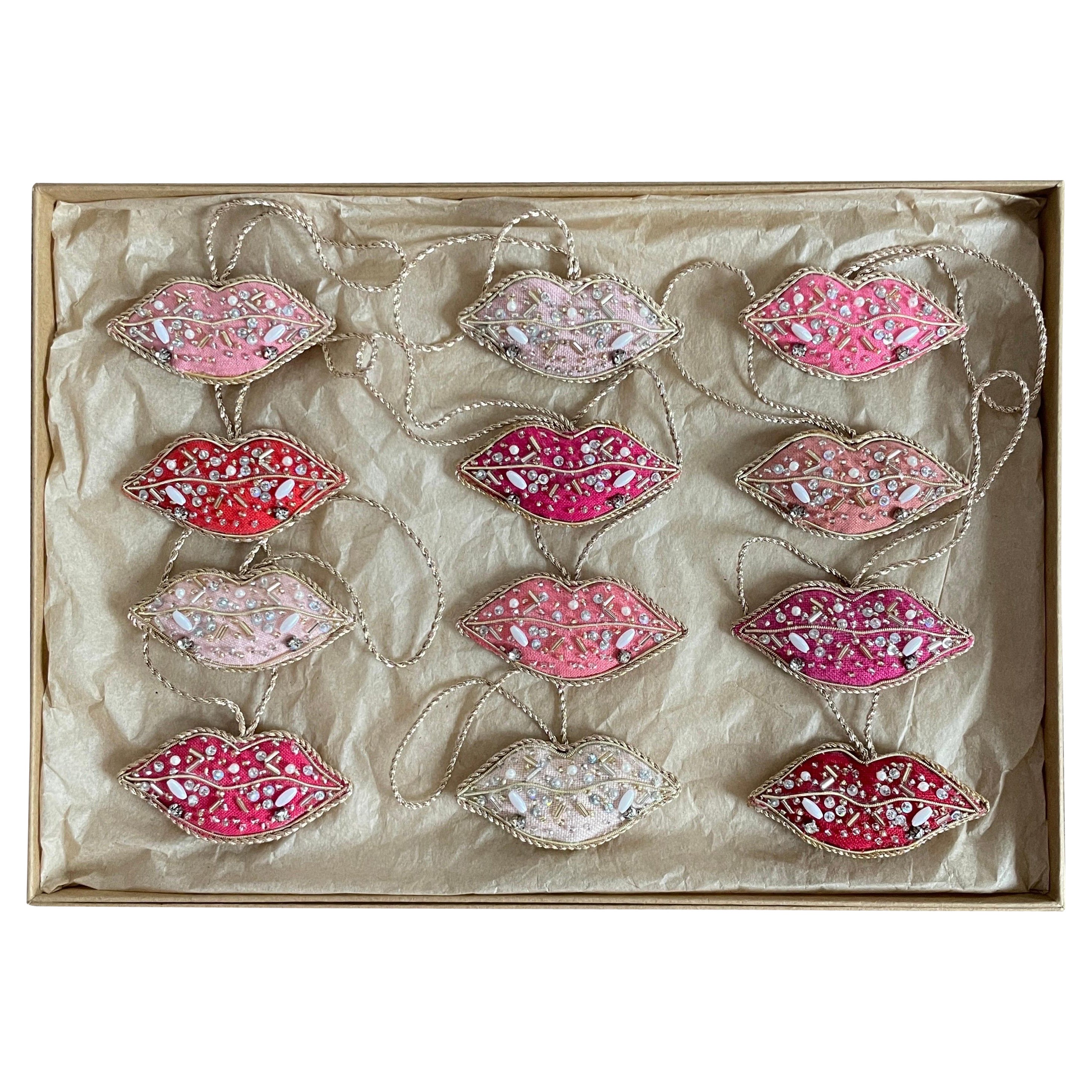Set of 12 limited edition artisan irish linen lips ornaments in pinks and valentine’s day reds by Katie Larmour.

This is a luxury box set of artisan made decorative ornaments created with authentic Irish Linen, exclusive to 1stdibs. They are