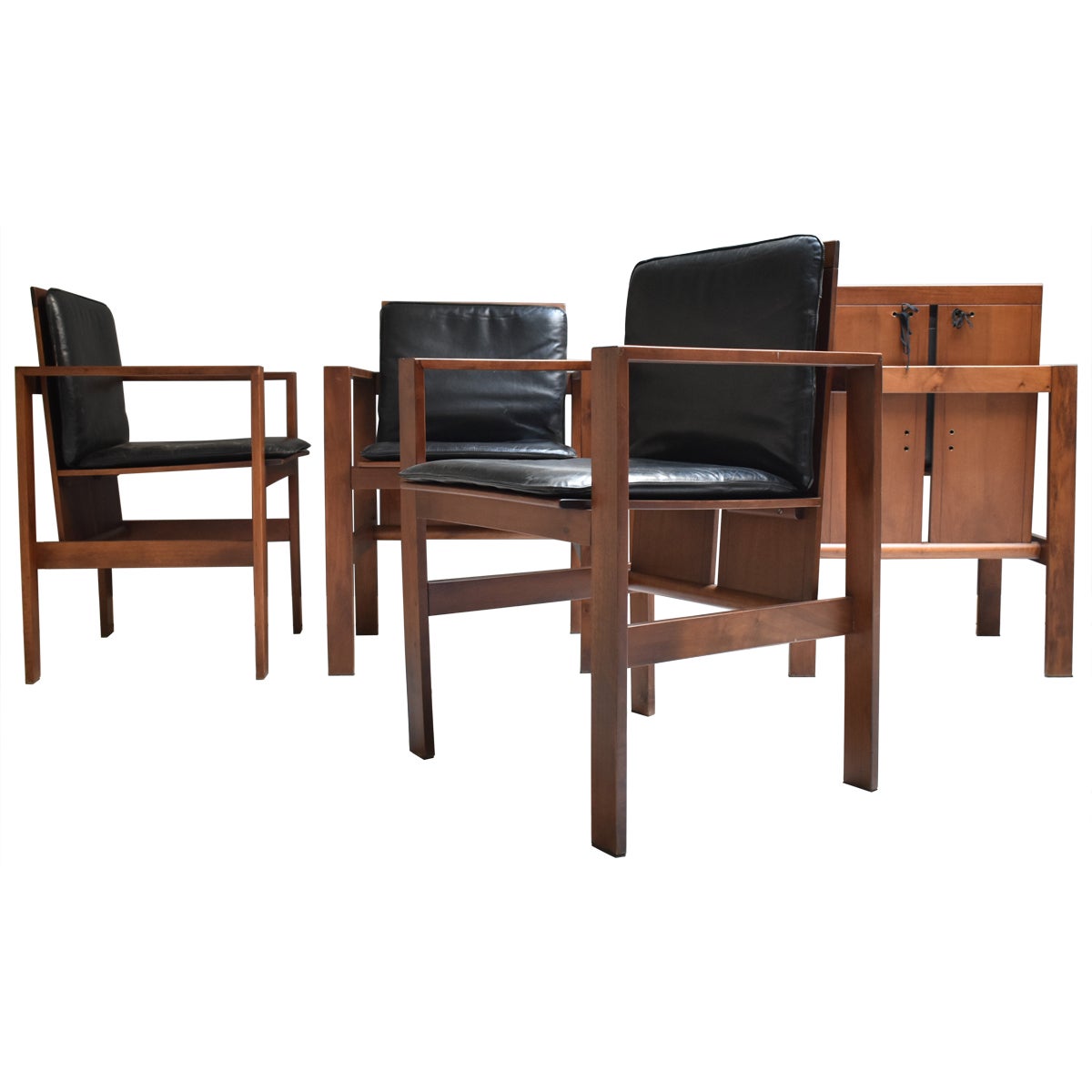 1970, Set of 4 Chairs with Armrests by Bernini, Walnut Wood and Black Leather
