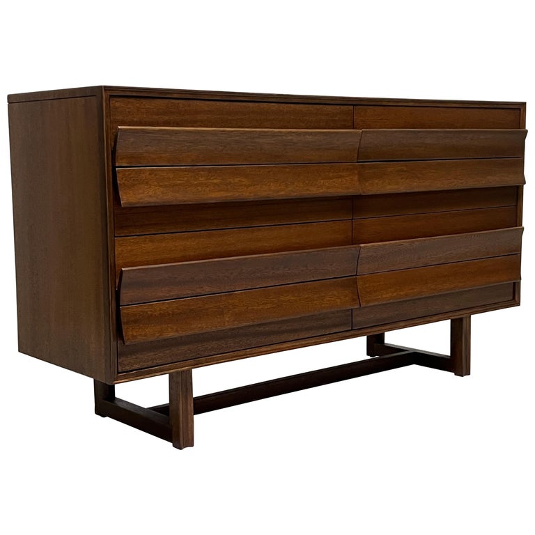 Dresser by Paul Laszlo for Brown Saltman For Sale