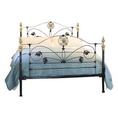 Wide Antique Bed in Black MSK78