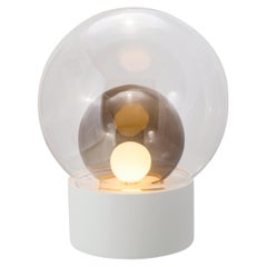 Lampadaire Boule gris fumé et blanc transparent de taille moyenne par Pulpo