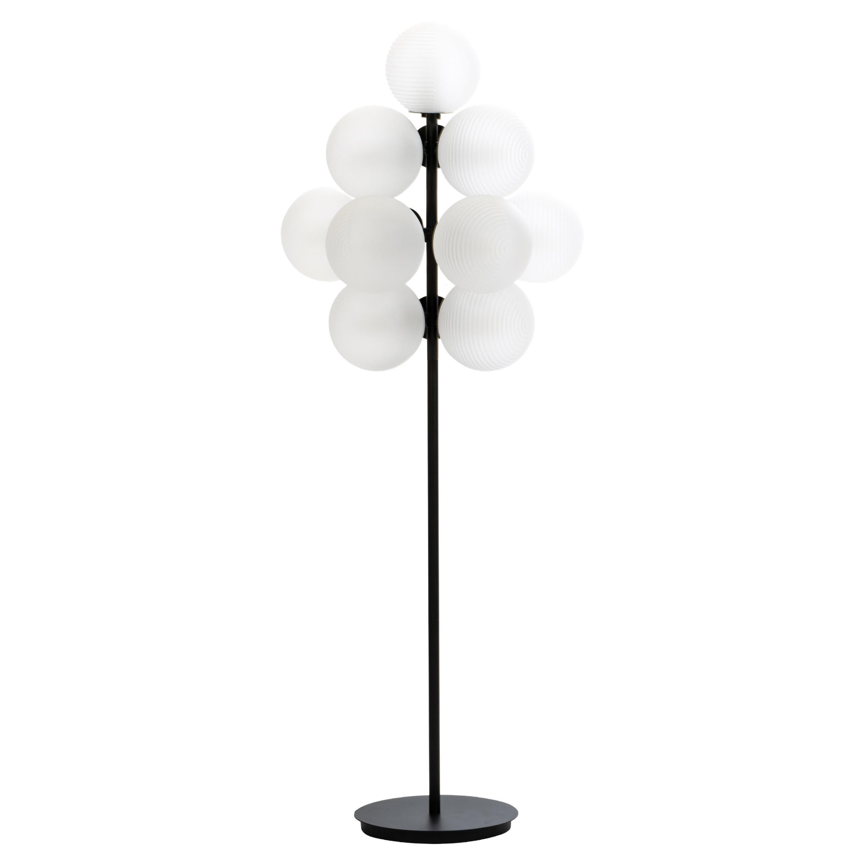 Grand lampadaire en forme de raisin Stellar Grape, noir transparent, par Pulpo