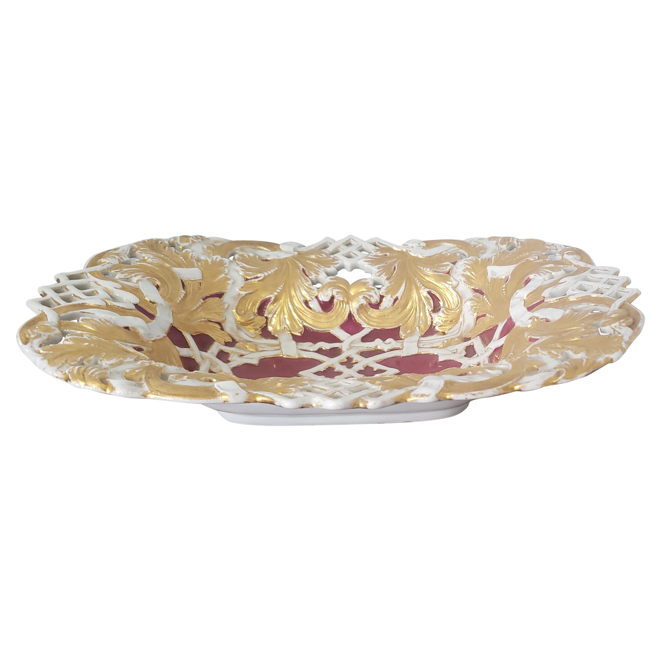 18th Century Large Meissen Gilt and Rose Du Berry Braided Porcelain Bowl