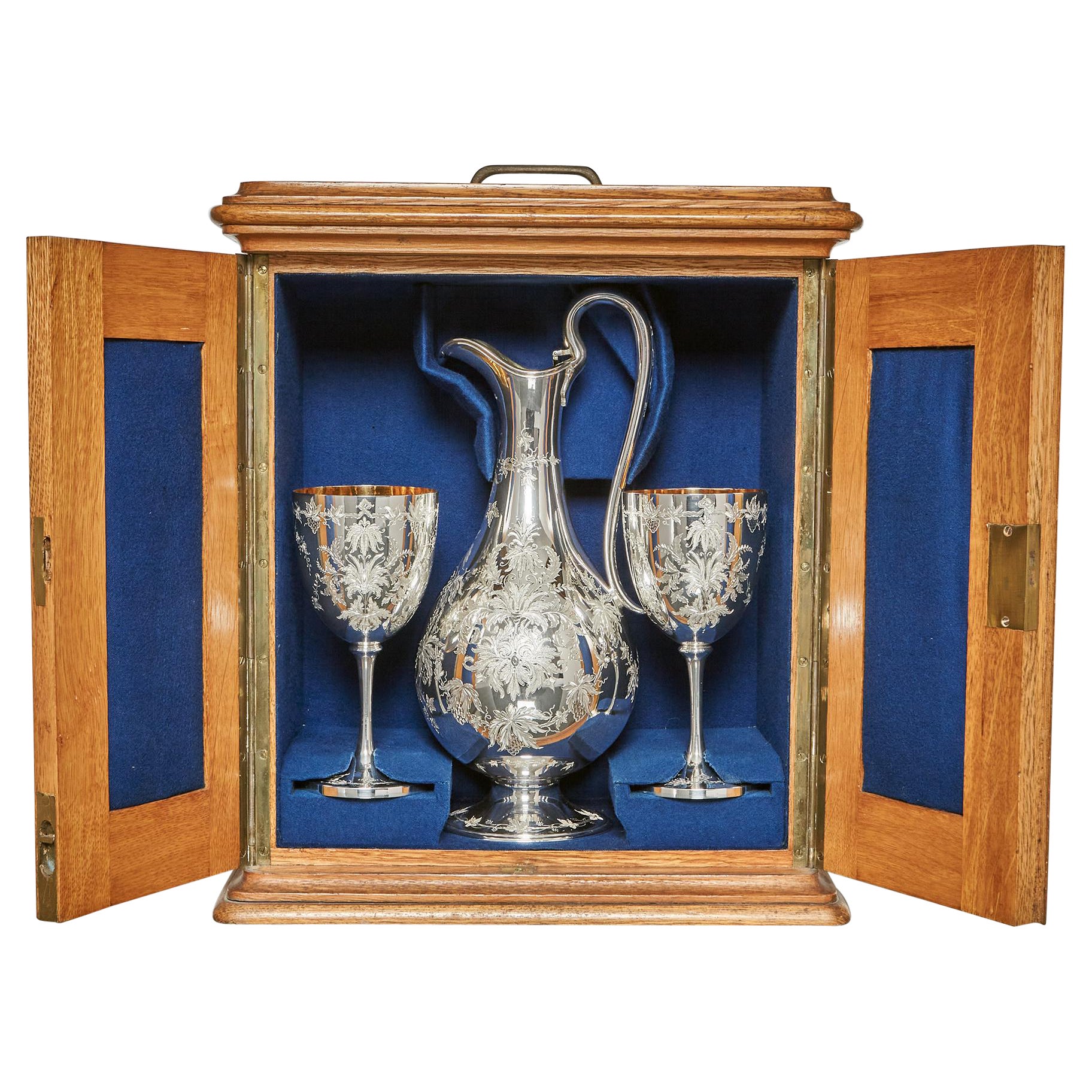 Excellent Silver Wine Jug & Matching Goblets in Oak Chest For Sale