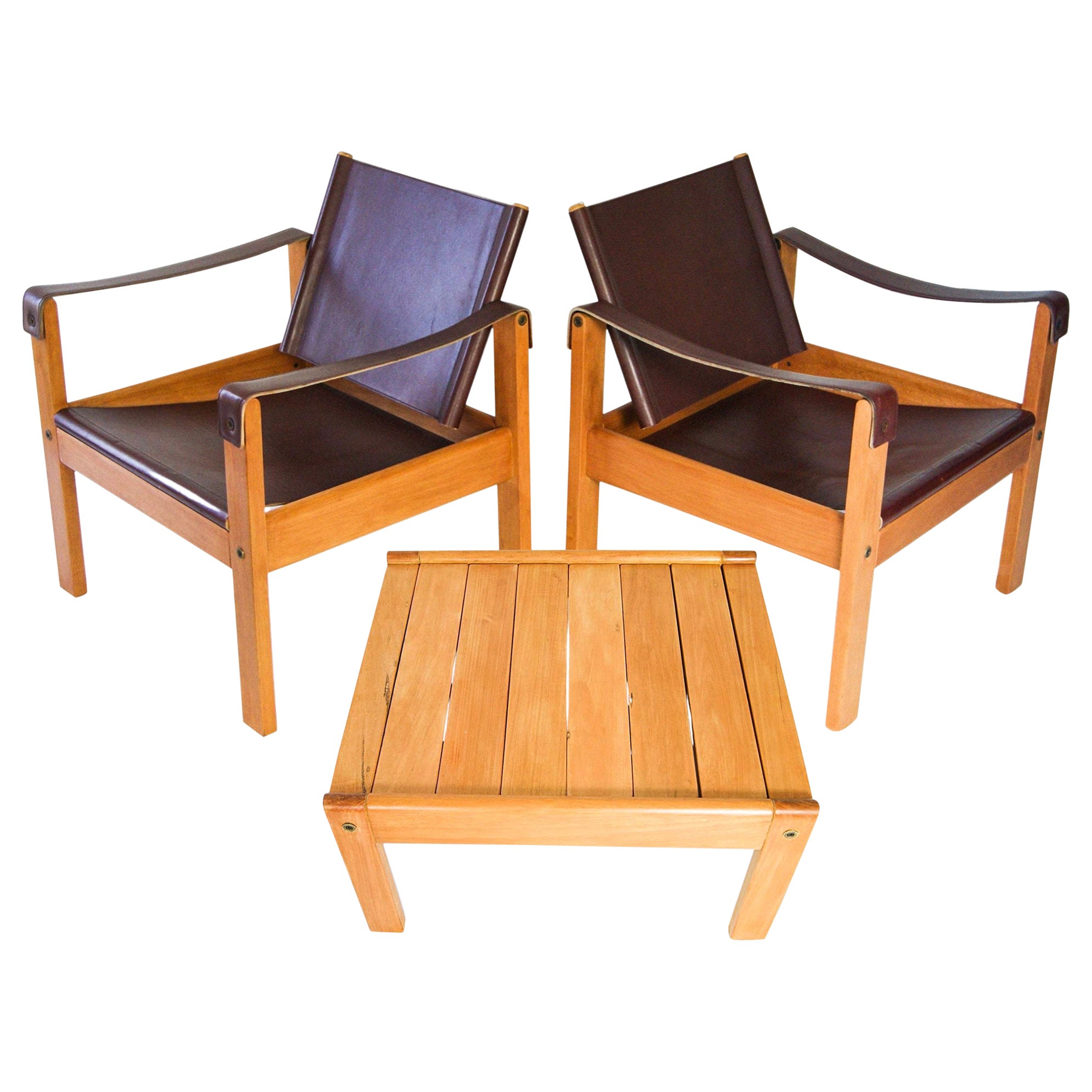 Leather Safari Armchairs and Coffee Table by Karl Heinz Bergmiller for Escriba For Sale