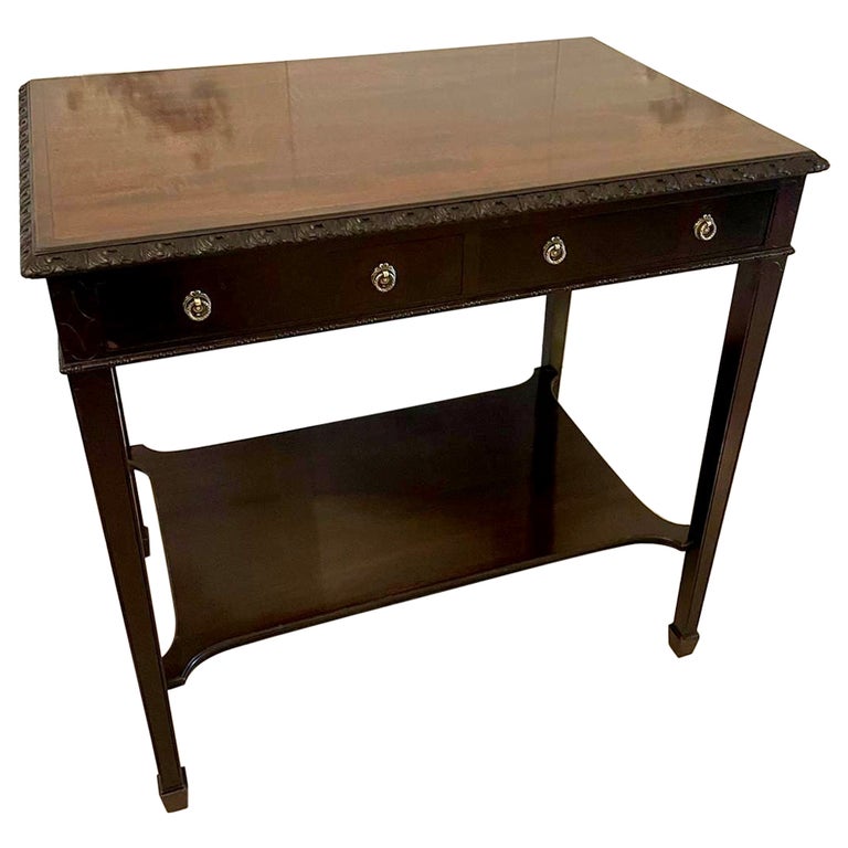 Quality Edwardian Mahogany Free Standing Side/Lamp Table For Sale at