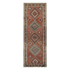 Tapis Kilim persan vintage rouge brique avec motifs de médaillons par Kilim