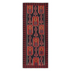 Persischer Kelim in Marineblau mit roten geometrischen Mustern von Teppich & Kilim