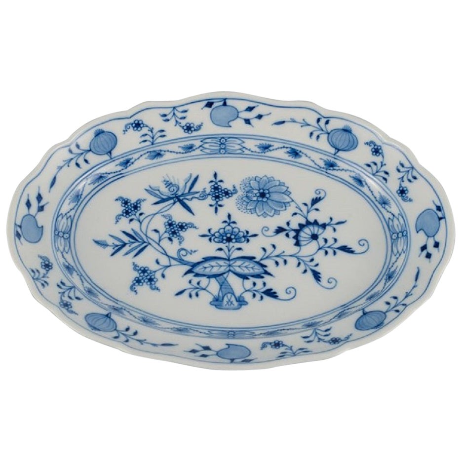 Meissen, Blaue Zwiebelschale oval, um 1900