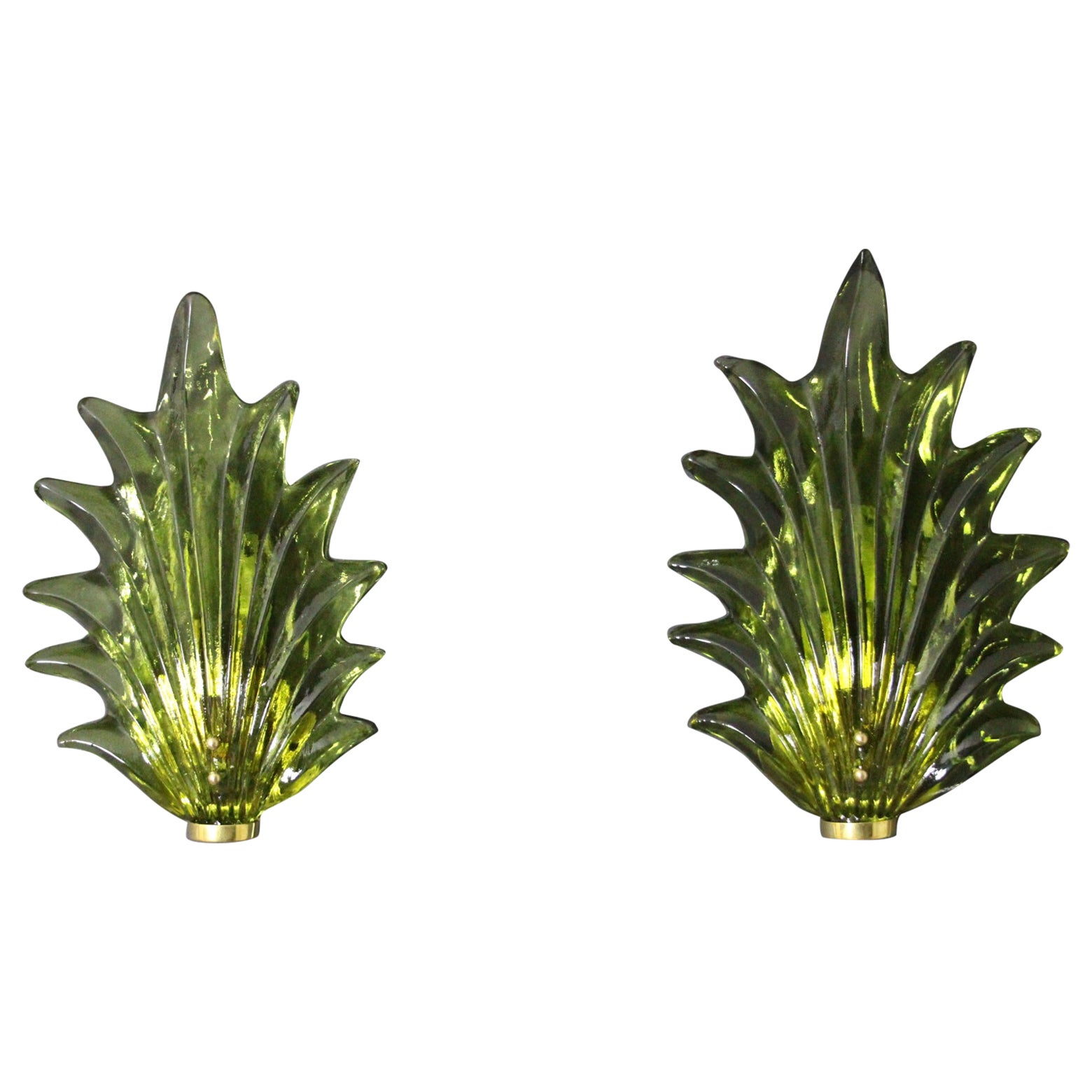 Pair of Olive Green Murano Glass Leaf and Brass Sconces in Barovier Style For Sale