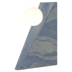 Lampe de bureau Dieus, L, en marbre Azul Macaubas de Sissy Daniele