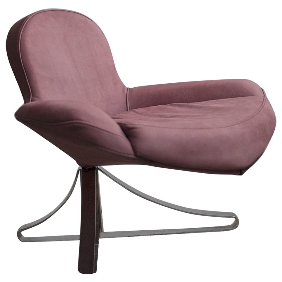 Italian Armchair Shaped like a Venus Shell in Dusty Pink Color