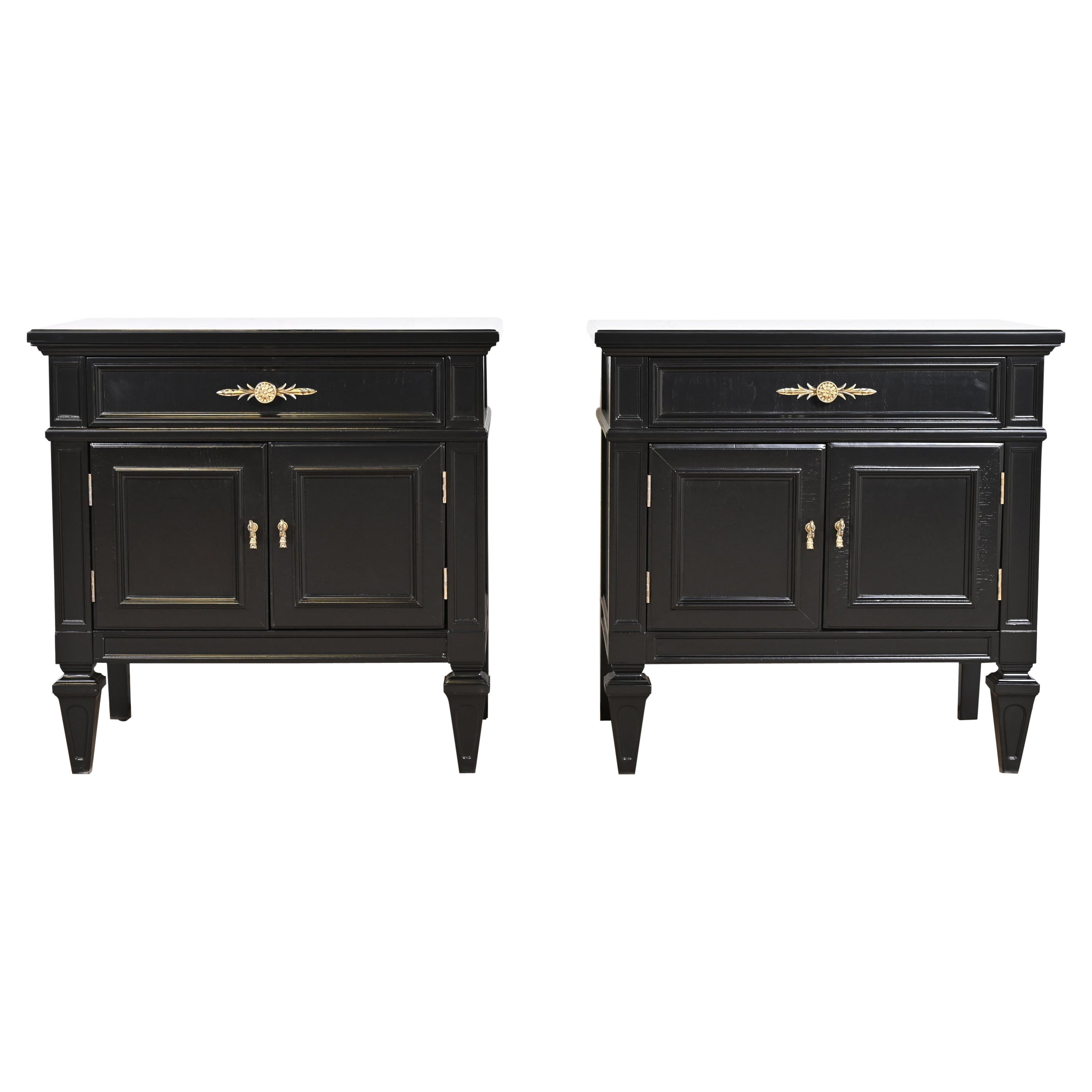 Thomasville French Regency Louis XVI Black Lacquered Nightstands, Refinished