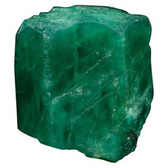 Emerald Single Crystal Cast from Colombia // 56.72 Grammes
