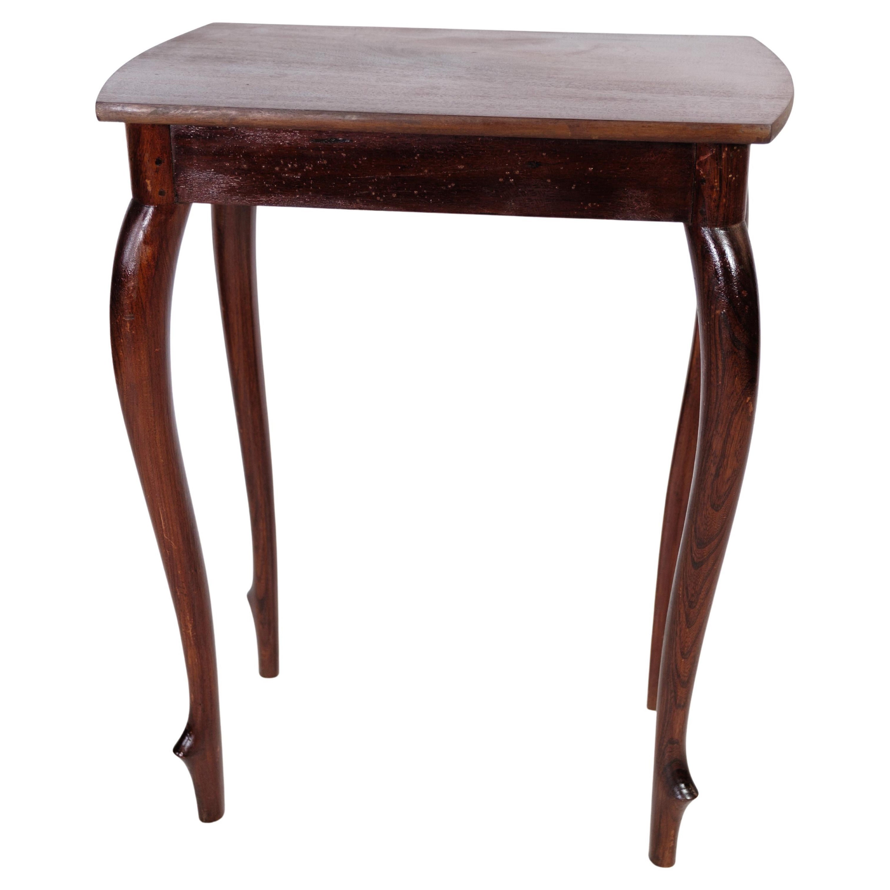 Mesa auxiliar de caoba de la década de 1880
