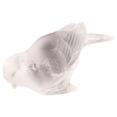 Le presse-papiers en verre Art Déco "Moineau Timide" de René Lalique