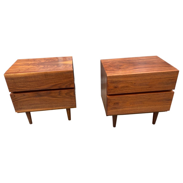 American of Martinsville Walnut Nightstands For Sale at 1stDibs