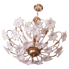 Vintage Spectacular Murano Chandelier Full of White Flowers, 1970s