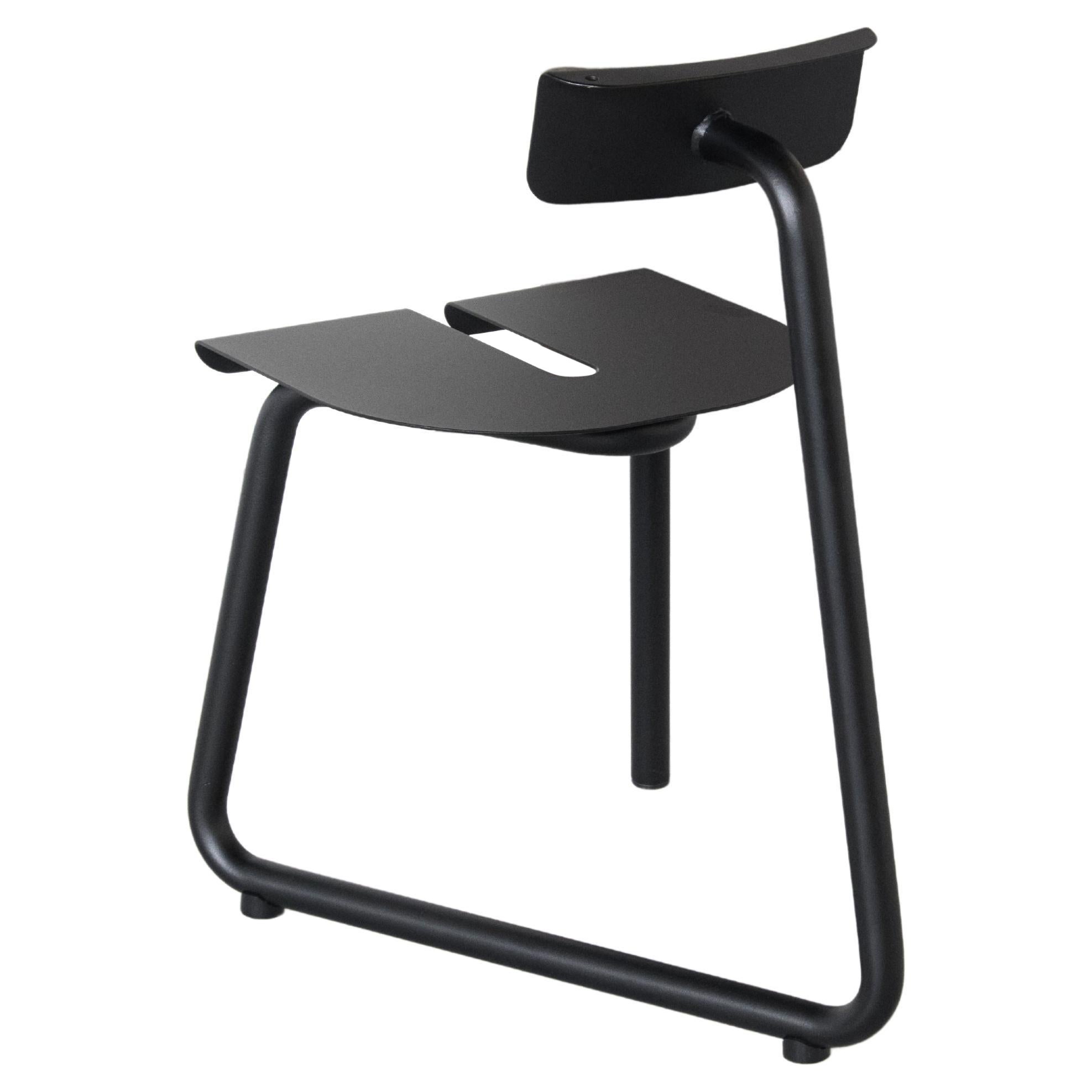Chaise noire SPC de l'Atelier Thomas Serruys en vente