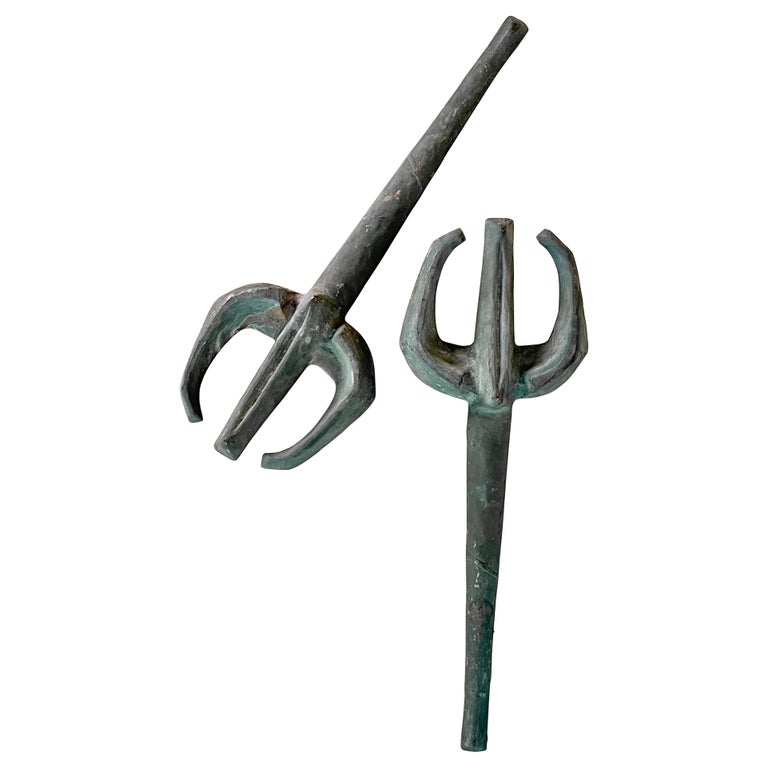 Pair of Large Bronze Door Handles For Sale at 1stDibs