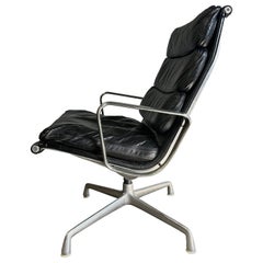 Midcentury Eames for Herman Miller Lounge Chair