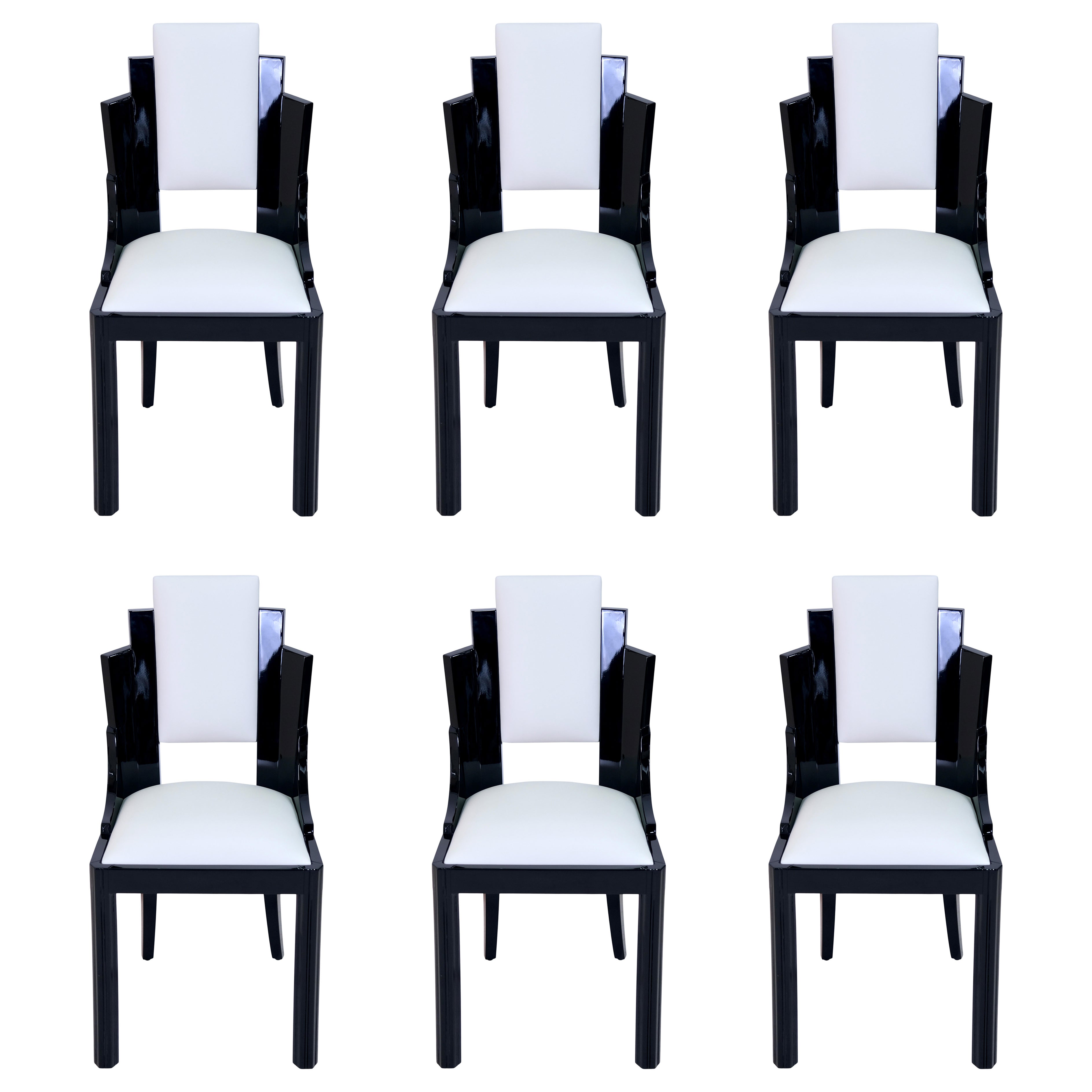 Set of Six 1930s Art Deco Dining Room Chairs in Black Lacquer and White Leather